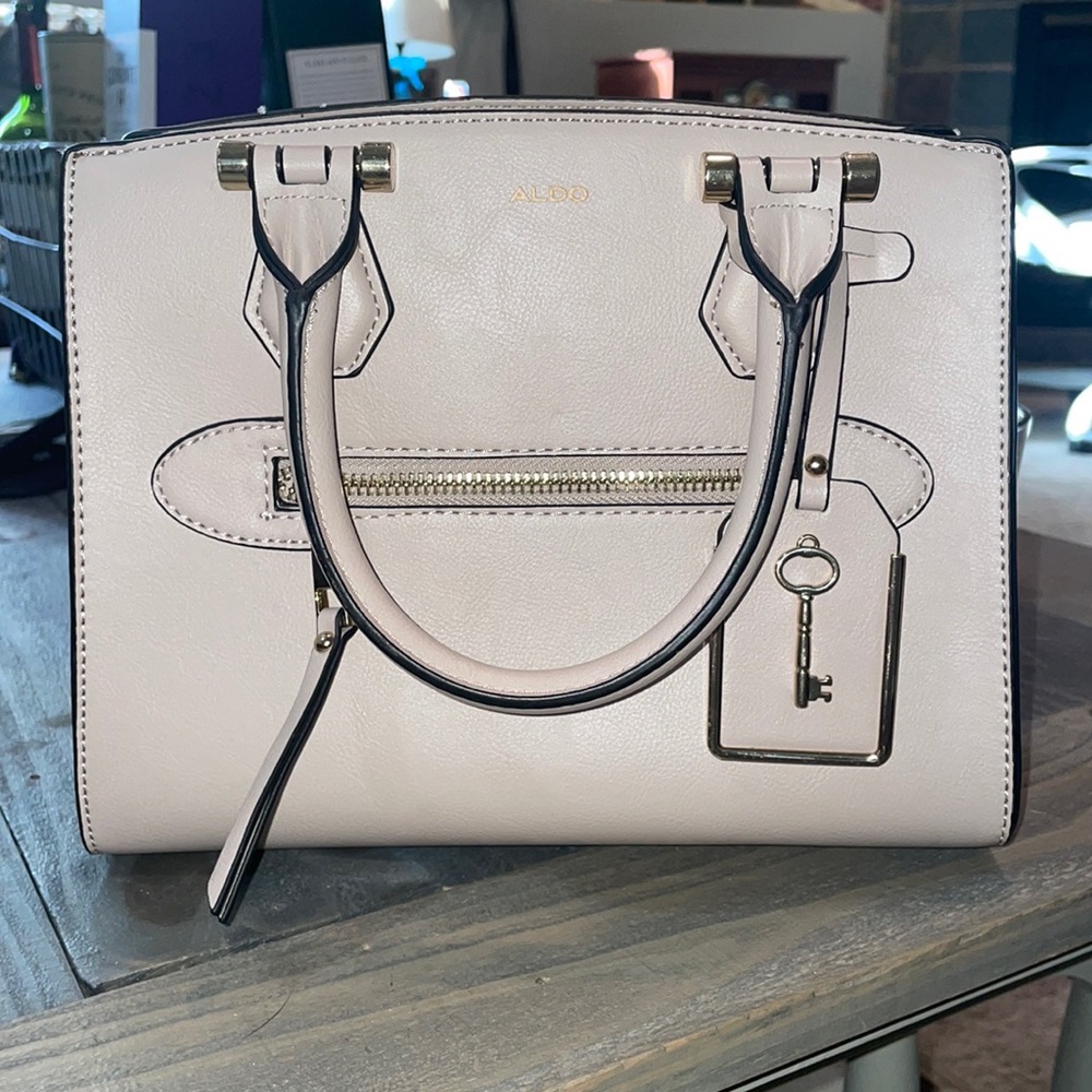 Basically new Aldo faux leather Hand Bag Cream
